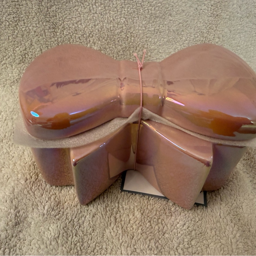 BRAND NEW Girly glossy pink bow trinket box 🎀